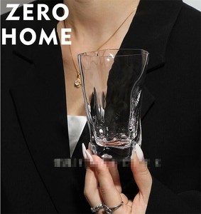 水向けグラス、ビール用ジョッキ、ウイスキー用カップ