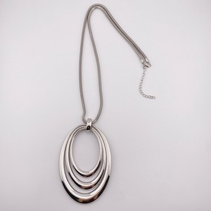 ビック　モチーフ　ロング　ネックレス　アクセサリーミセス　即納