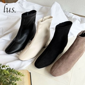【人気商品】25aw新色追加 キレイめシルエットのストレッチショートブーツ 5.5cmヒール