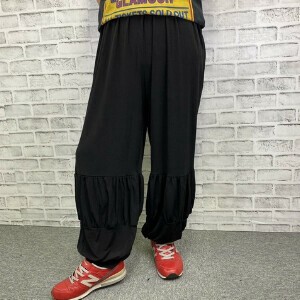 【人気・定番】ITY素材　モード系　裾切り替えギャザー　アラジンパンツ（ブラック）　 レディース｜ミセス