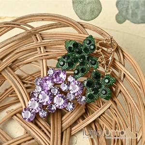 Brooch Ladies fashion Sparkle Rhinestone Brooch