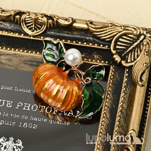 Brooch Pearl Ladies fashion Halloween Brooch