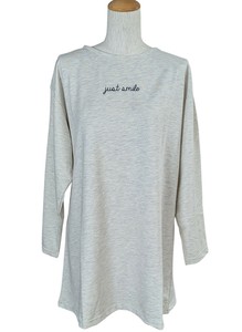 裏毛AラインTシャツ　3シーズン活躍　お尻が隠れる
