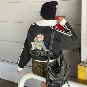 即納【2025新作】BETTYBOOP配色ジャージ　ベティちゃん　キャラクター　トラックジャケット　秋服　冬服