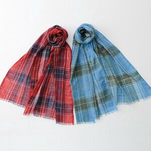 ウール100％ チェック柄ショール B25W031
