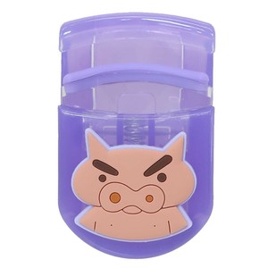 【コスメ雑貨】クレヨンしんちゃん マスコット付きアイラッシュカーラー パープル