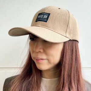 【2025秋冬】ロングビル ブラックタグ キャップ 帽子 ユニセックス