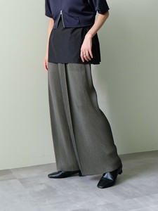ヘリンボンプリーツストレートパンツ