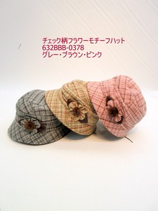 秋冬新作）帽子　チェック柄フラワーモチーフハット