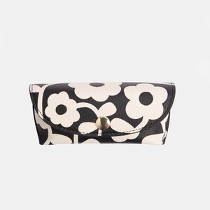 【caroline gardner】MONO FLOWER FLAP GLASSES CASE