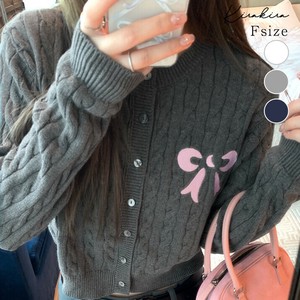 カーディガン《ケーブル編みリボン刺繍ニットカーディガン 全3色》