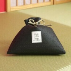 【い草の消臭グッズ】玄関や室内・クローゼットに/い草あらい巾着型