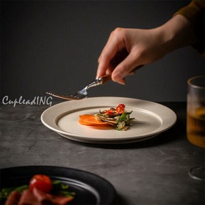 シーズン商品 激安セール 粗陶 浅皿 8インチ シンプルデザイン 食卓用 野菜・メイン料理用