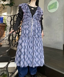 【2025秋冬新作】チェック柄チュールワンピース ノースリーブ ロング丈 フリル レディース
