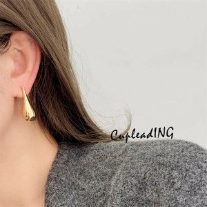 【定番商品】INSスタイル ミニマル水滴ピアス 金属光沢 日常使いやすい 金銀