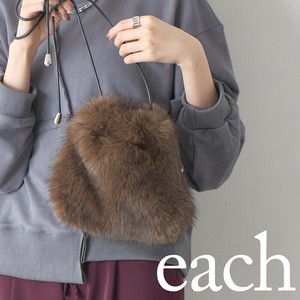 【each 新作】ふわもこ可愛いフェイクファー・巾着ポシェット 2025AW each東京