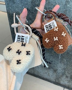 【大人気】 ふわふわ おしゃれな もこもこハート キーホルダー バッグチャーム 大人可愛い 韓国系