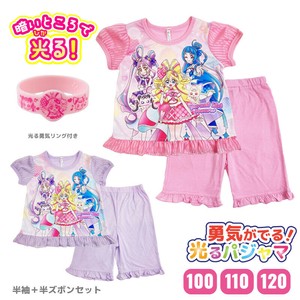【プリキュア】キミとアイドルプリキュア♪ 勇気が出る 半袖 パジャマ 光るパジャマ キッズ 2781517