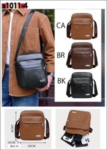 #1101-4 定番売れ筋商品！　メンズショルダーバッグ 縦型