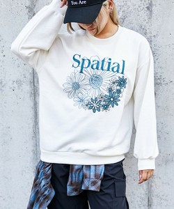 《花刺繍×ロゴ》レディース　裏毛スウェット　プルオーバー　カジュアル　春秋冬