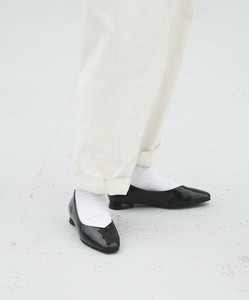 【MIO NOTIS】Vカットパンプス 　パンプス　ベーシック　シンプル