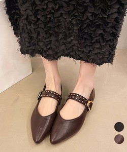 国内即納 スタッズ付きメアリージェーンパンプス浅口