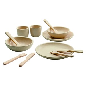 正規輸入品 プラントイ 木製玩具 テーブルウェアセット 3614