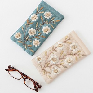 【東京かんかん】ビーズ刺繍メガネケース ベージュ&ターコイズ 眼鏡入れ ハンドメイド