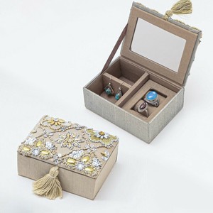 【東京かんかん】ビーズ刺繍ミニジュエリーボックス ハンドメイド