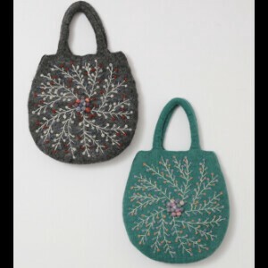 ウール ラディアル刺繍 卵型フェルトバッグ H25W273