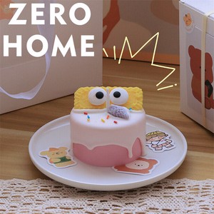 お祝いの日に灯す かわいいケーキキャンドル