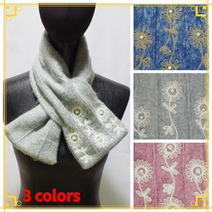 2025秋冬新作 差込みタイプのネックウォーマー 豪華に花柄刺繍★フラワー刺繍ネックウォーマー・ティペット