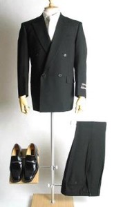 *合冬物*ダブル上下：ブラックスーツ4B×1：ジャケット＋パンツ【日本製】喪服礼服