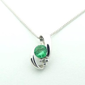 Emerald Gold Chain Necklace