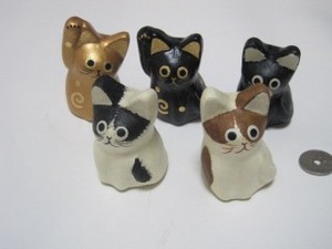 手漉き和紙　猫のミニ置物 子猫バージョン