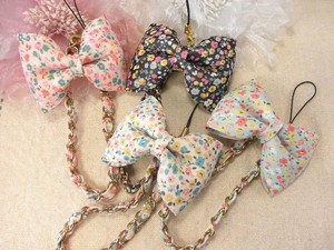 Phone Strap Pudding Spring/Summer
