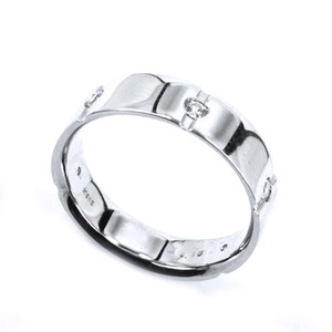 Platinum-Based Ring