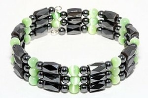 【ブレスレット】人工キャッツアイぐるぐるブレス グリーン