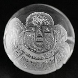 【彫刻ビーズ】水晶 12mm (素彫り) 七福神「布袋和尚」
