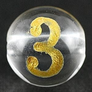 【彫刻ビーズ】水晶 8mm (金彫り) 数字「3」 (横穴)