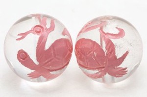 【彫刻ビーズ】水晶 12mm (ピンク彫り) 玄武