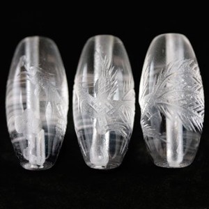 【彫刻ビーズ】水晶 (素彫り) 鳳凰 「太鼓型」 2cm
