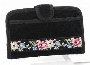 Pouch Rose Knickknacks
