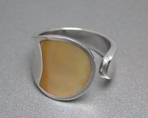 Silver-Based Shell Ring sliver