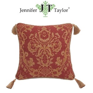 JENNIFER TAYLOR Cushion 4 Tassel