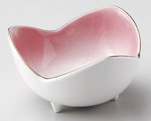 ピンク三山小鉢【日本製　美濃焼】