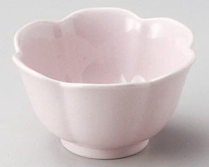 ピンク花型小鉢【日本製　美濃焼】