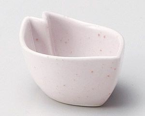 桜色花びら小鉢【日本製　美濃焼】