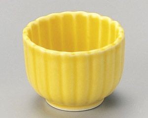 黄釉菊型珍味【日本製　美濃焼】