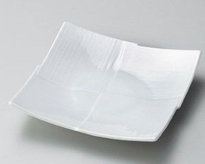 青白磁市松彫6.0皿【日本製　美濃焼】